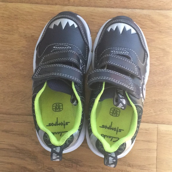 clarks dinosaur light up trainers